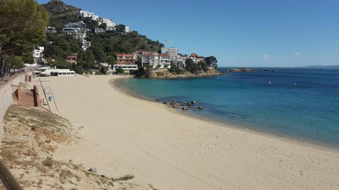 Precioso Apartamento A Menos De 100M De La Playa Rosas Exteriör bild
