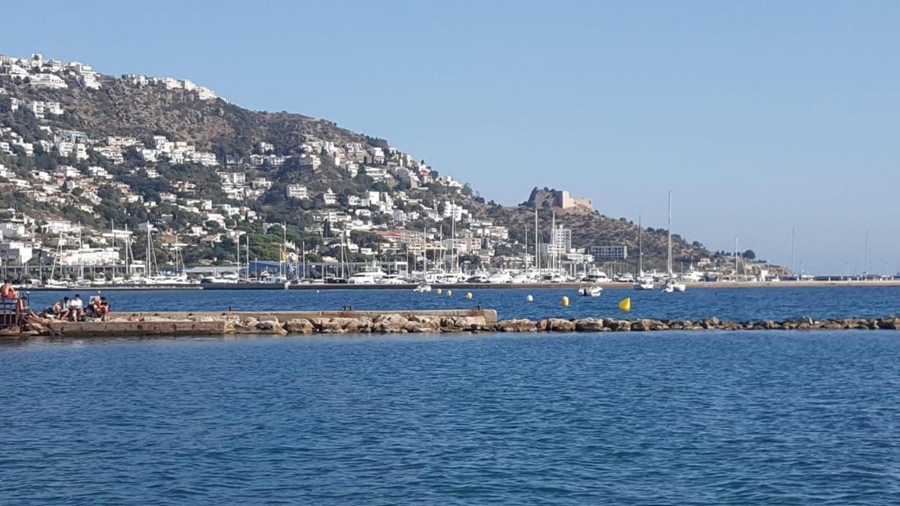 Precioso Apartamento A Menos De 100M De La Playa Rosas Exteriör bild